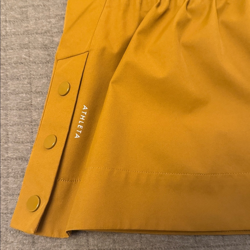 euc athleta rain out sutro trench in brass yellow - Picture 6 of 11